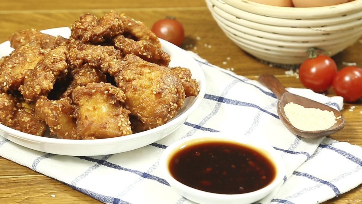 Fried pork belly with sesame