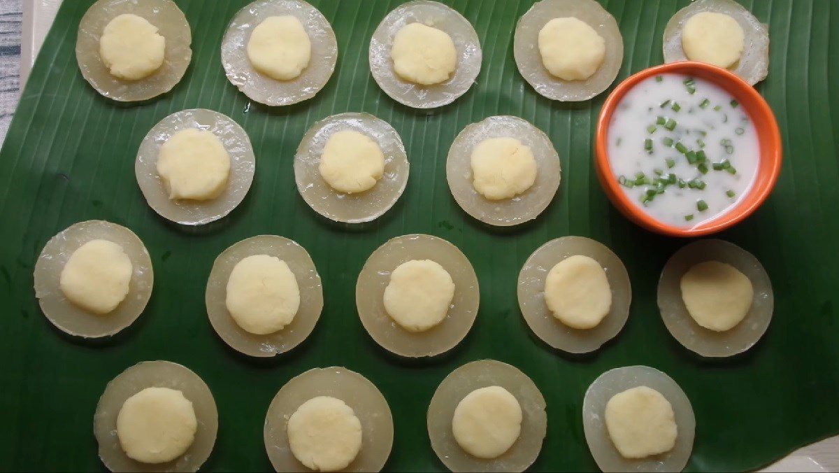 Sweet mung bean bánh bèo