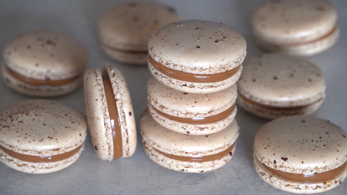 Coffee macarons made with flour