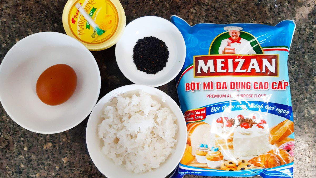 Ingredients for waffle cone dish from leftover rice