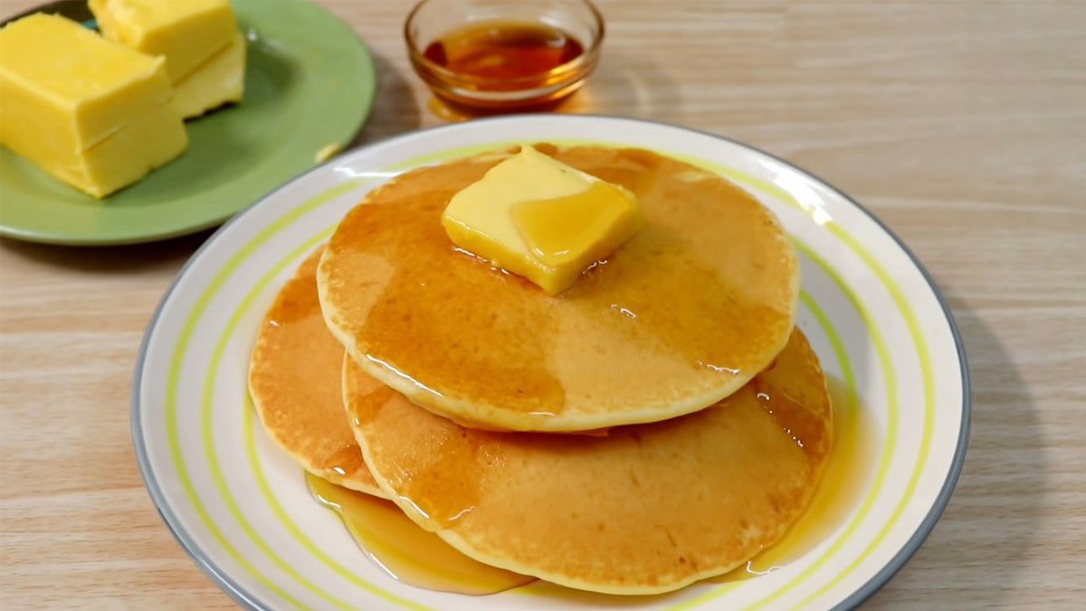 Pancakes without baking powder