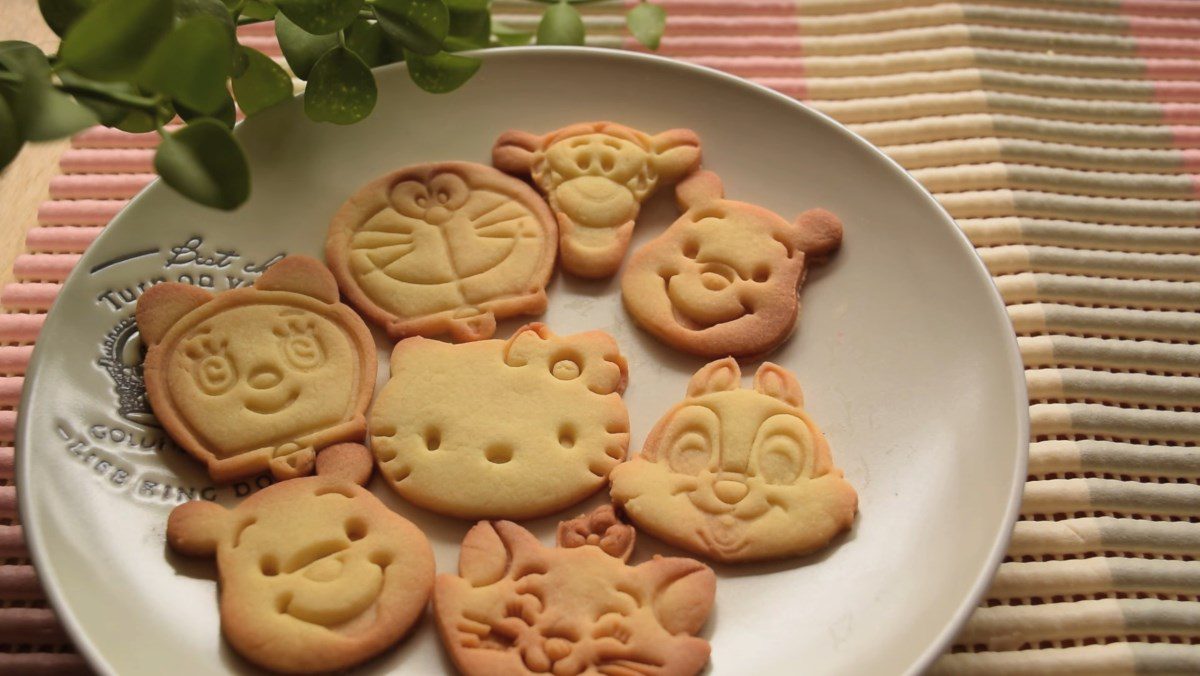 Animal-shaped Butter Cookies