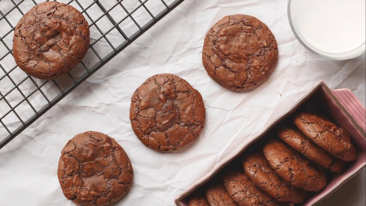 Chocolate brownie cookies without flour