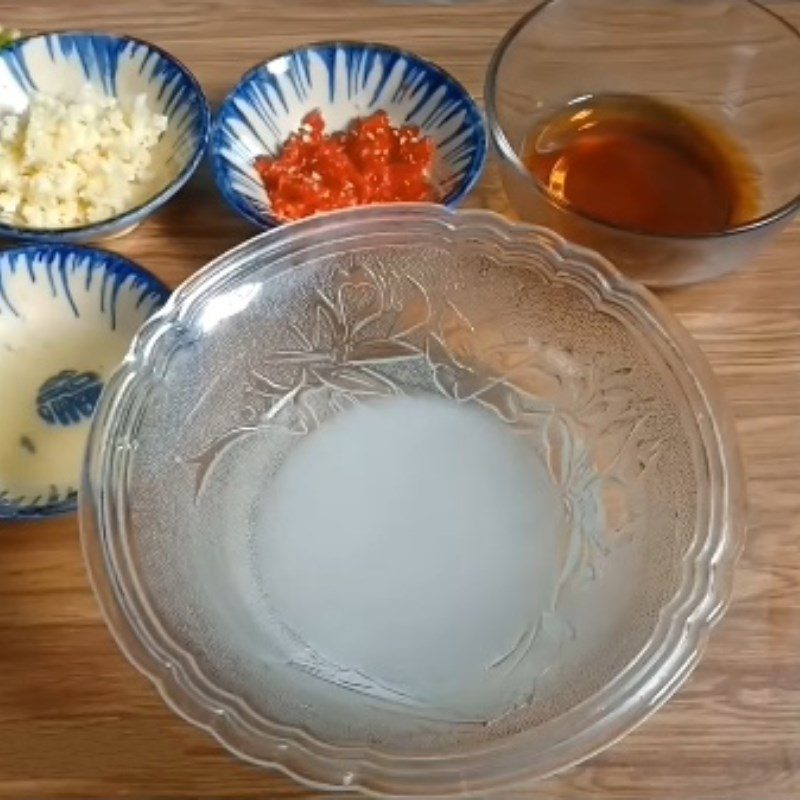 Step 5 Make the dipping sauce Bánh xèo Bình Định with shrimp and squid filling