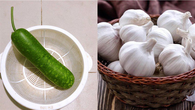 Ingredients for stir-fried zucchini with garlic