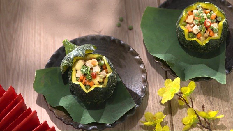 Steamed pumpkin with lotus seeds