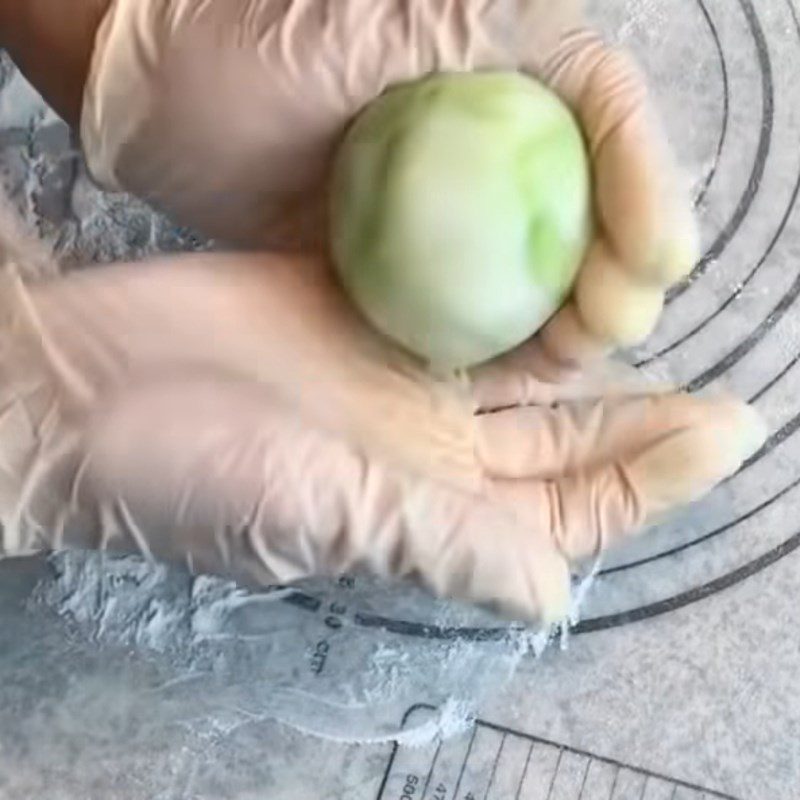 Step 4 Wrapping the cake Chewy mooncake with coconut milk filling