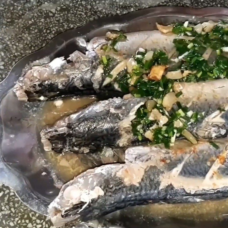 Step 4 Steaming fish Steamed saba fish with scallion oil