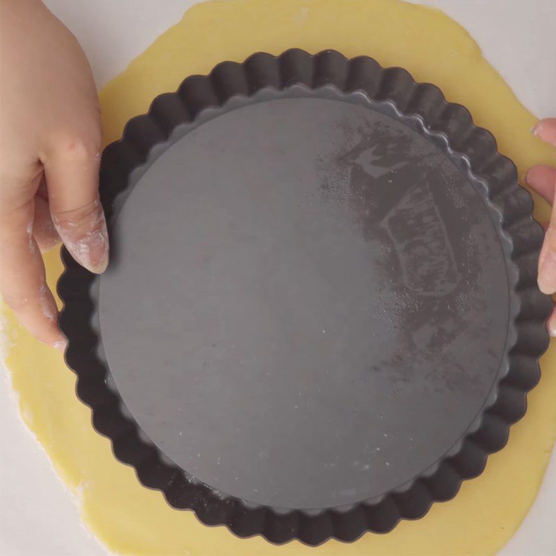 Step 2 Rolling the dough and shaping the tart base Almond Plum Tart