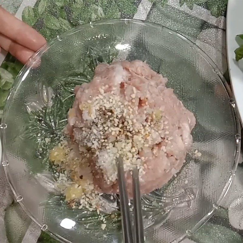 Step 1 Prepare the ingredients for Watercress Soup with Meatballs