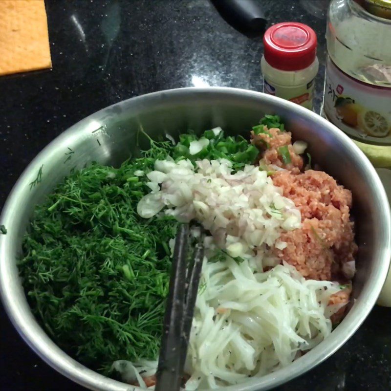 Step 2 Mix the filling for Fish Cake