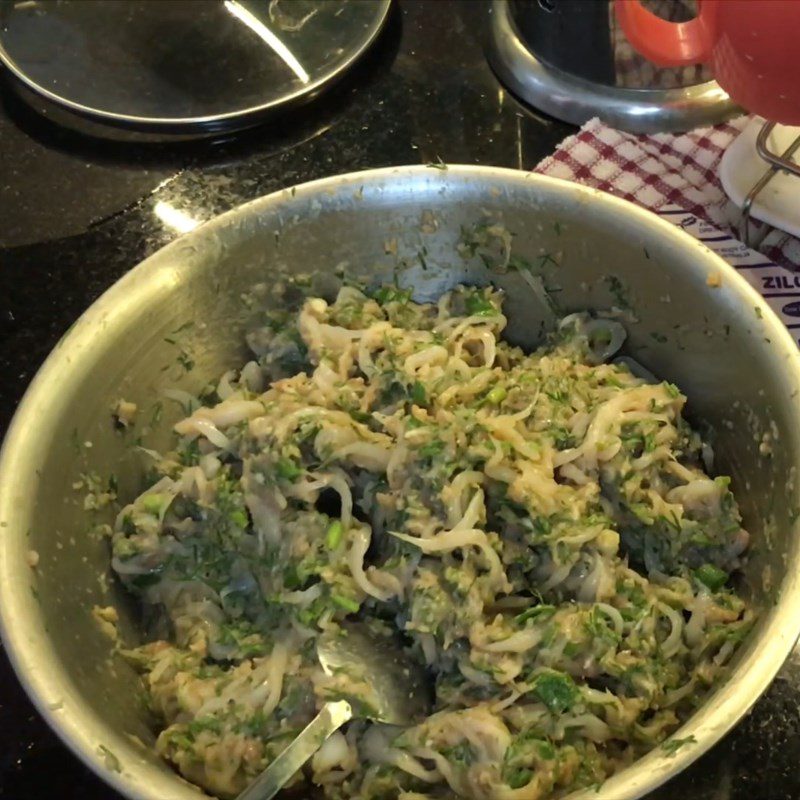 Step 2 Mix the filling for Fish Cake