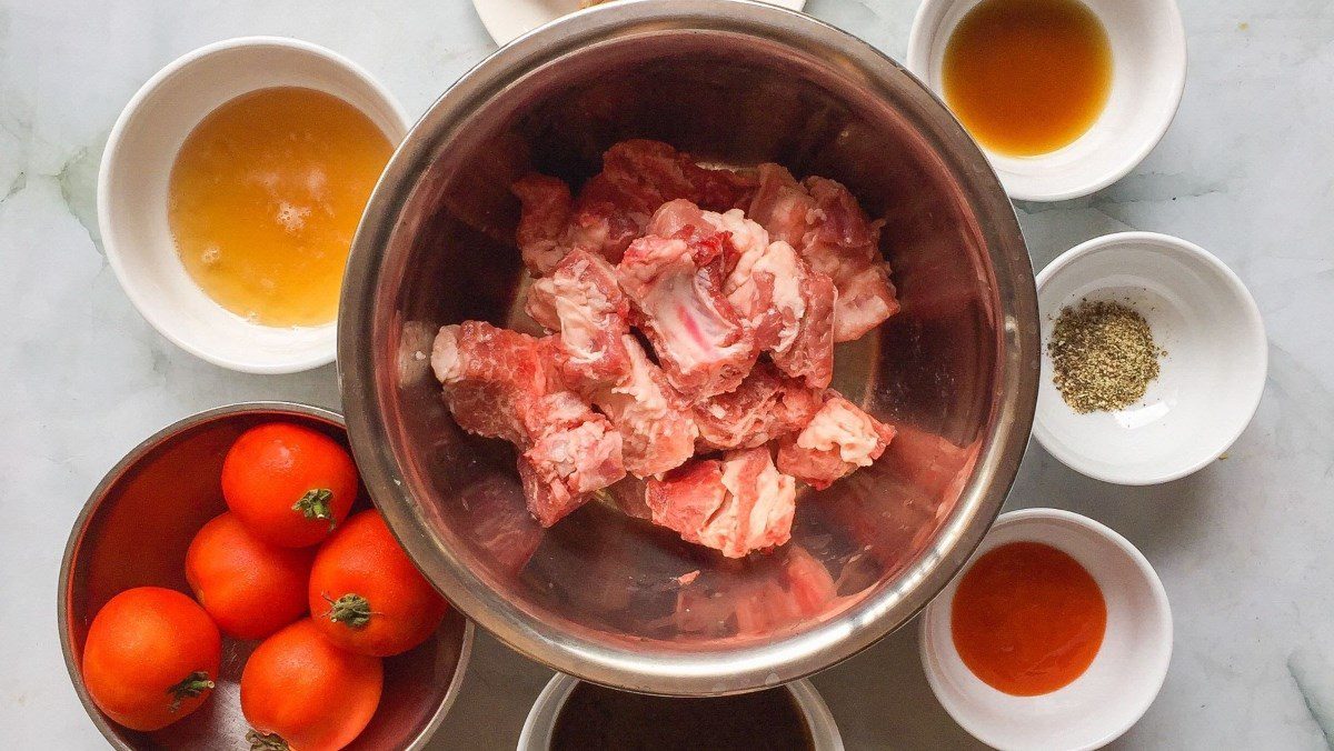 Ingredients for sweet and sour tamarind sauce ribs dish