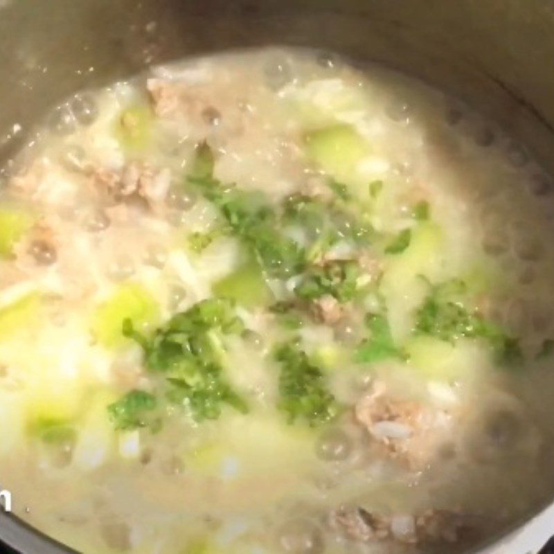 Step 3 Cook porridge Duck porridge with green squash