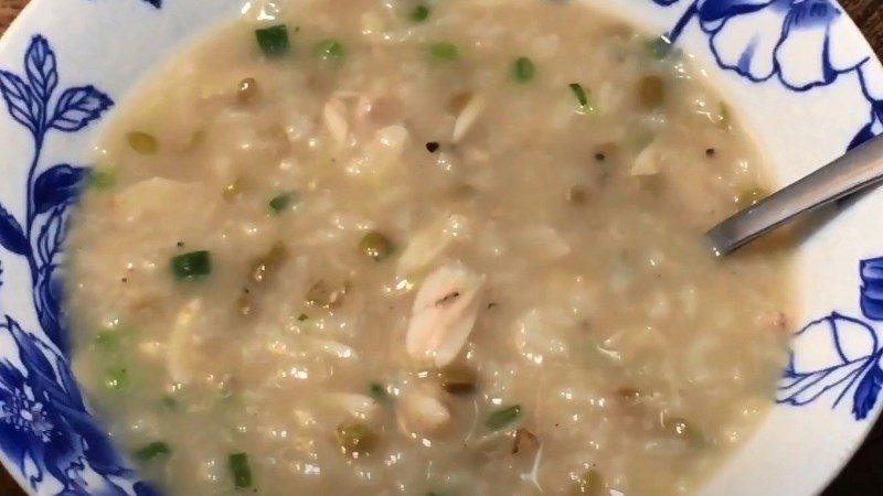 Green bean eel porridge