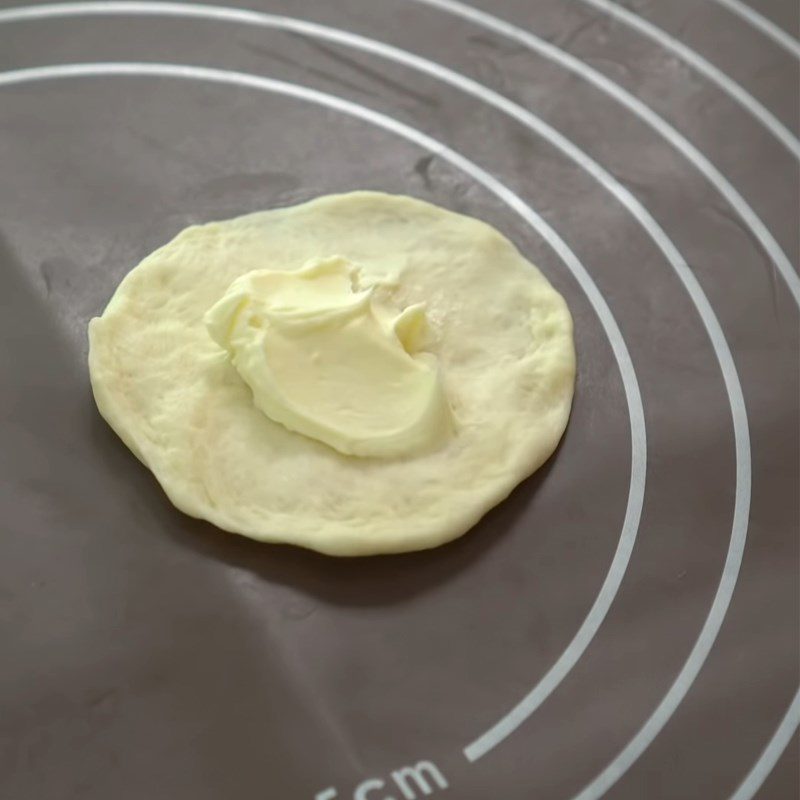 Step 4 Divide the dough and shape it Mini cheese stuffed bread