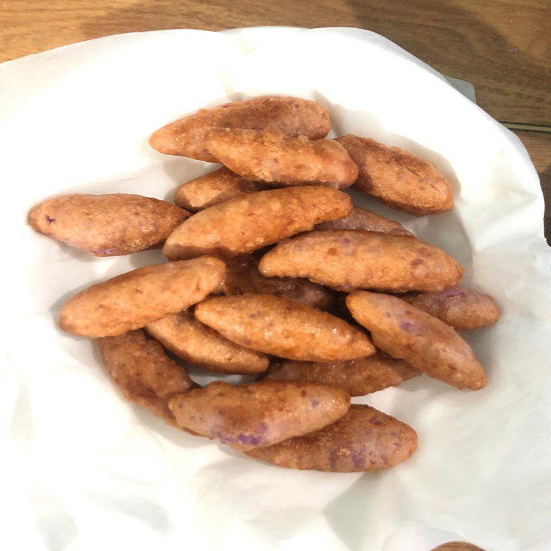 Step 5 Frying the cakes Vegetarian shrimp sweet potato