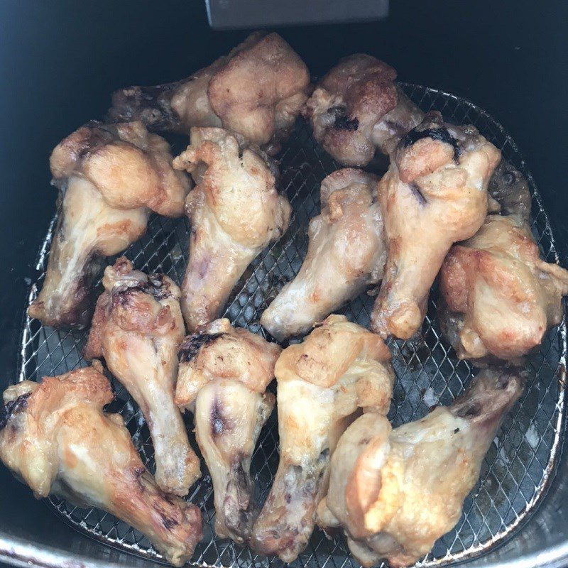 Step 2 Fry the chicken thighs Fried chicken thighs with fish sauce using an air fryer