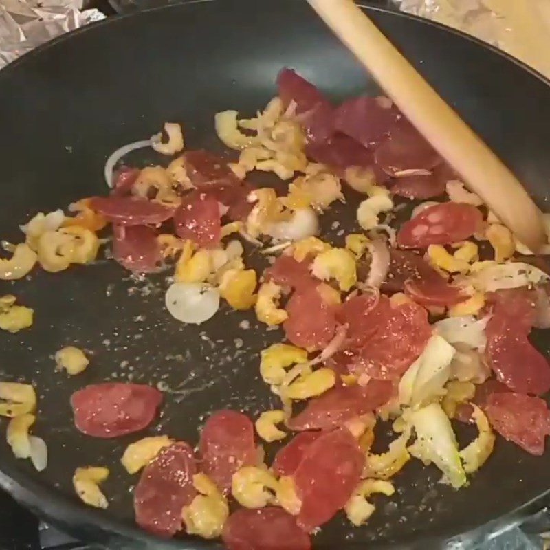 Step 2 Frying Sausage Fried Rice with Dried Shrimp