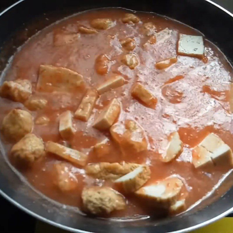 Step 4 Add pork sausage Tomato sauce with pork sausage