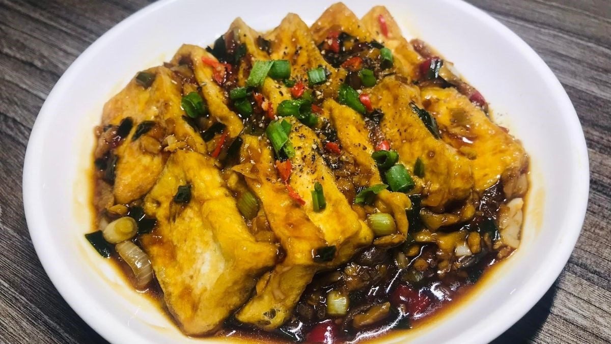 Fried tofu with soy sauce (recipe shared by a user)