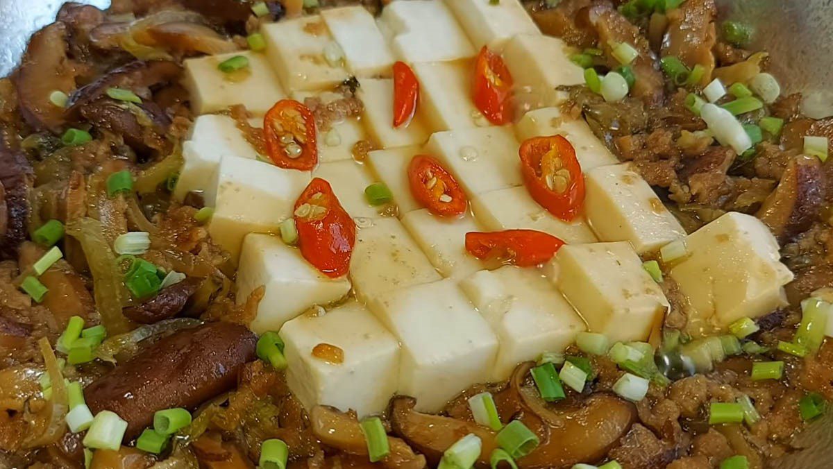 Tofu with Minced Meat Sauce, Mushrooms, and Pickled Mustard Greens