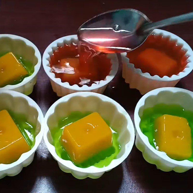 Step 6 Poured Molds Mooncake with Mango Jelly