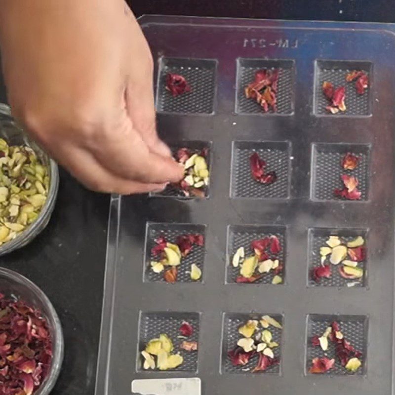 Step 2 Chocolate Molding Rose Chocolate Pistachio