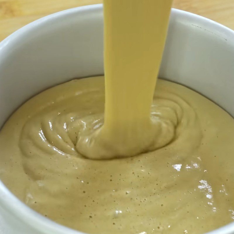 Step 4 Pour into molds and steam the coffee sponge cake