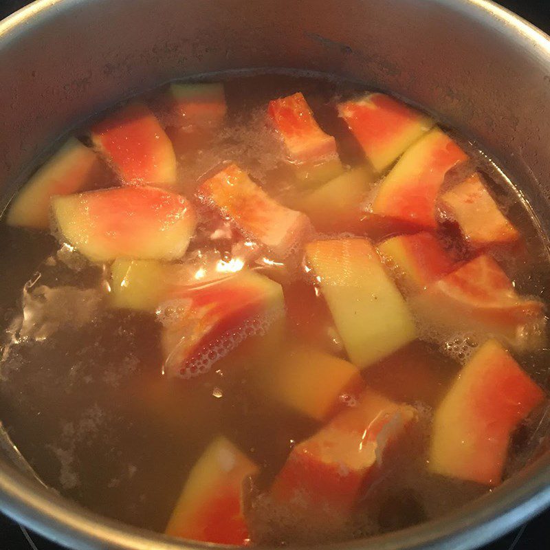 Step 3 Beef Tendon Stew with Papaya Beef tendon stew with papaya