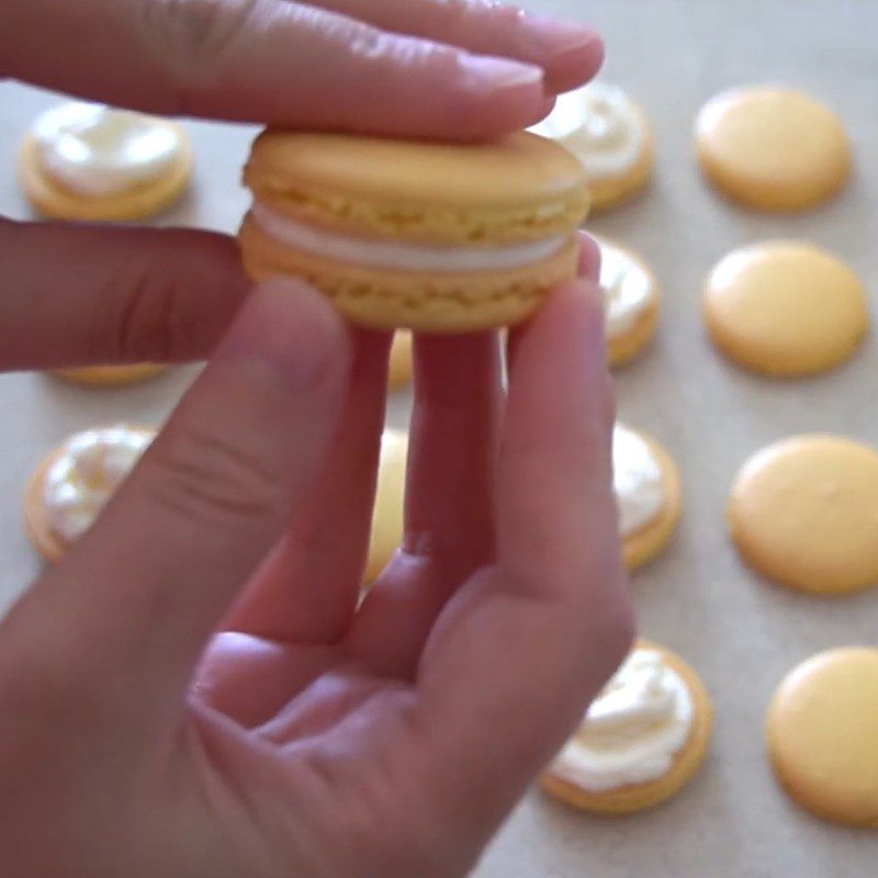 Step 6 Completion of lemon macarons with flour