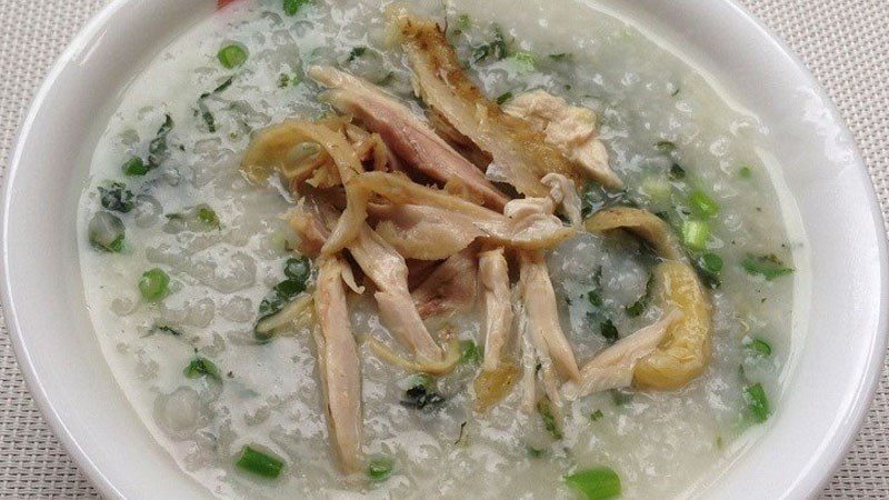 Chicken congee with green onion