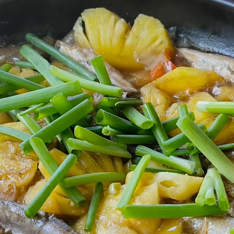 Step 3 Fish Stew with Pineapple