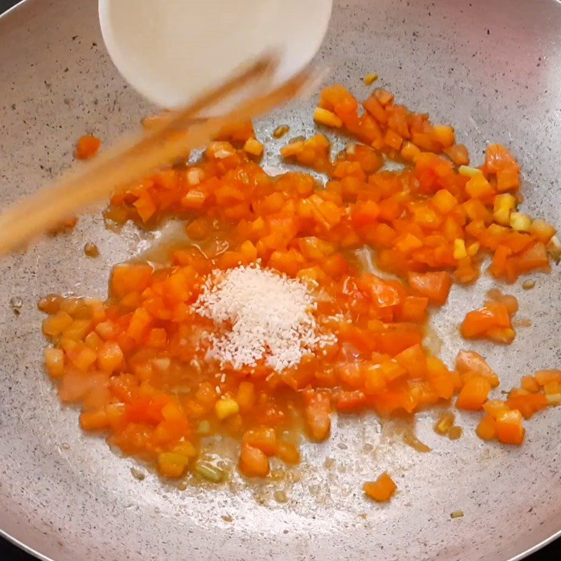 Step 4 Making fish with tomato sauce Fried snakehead fish with tomato sauce