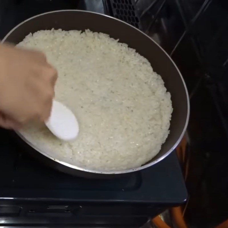 Step 1 Making crispy rice Seaweed Crispy Rice with Pork Floss