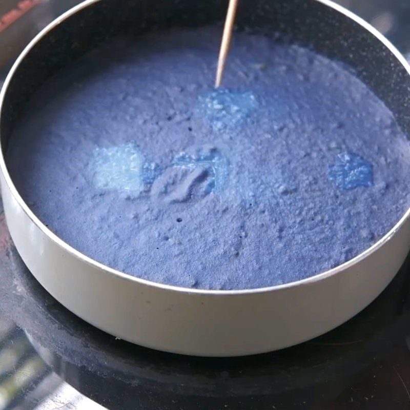 Step 1 Making the cake base Blue Velvet Yogurt Cake with Butterfly Pea Flower