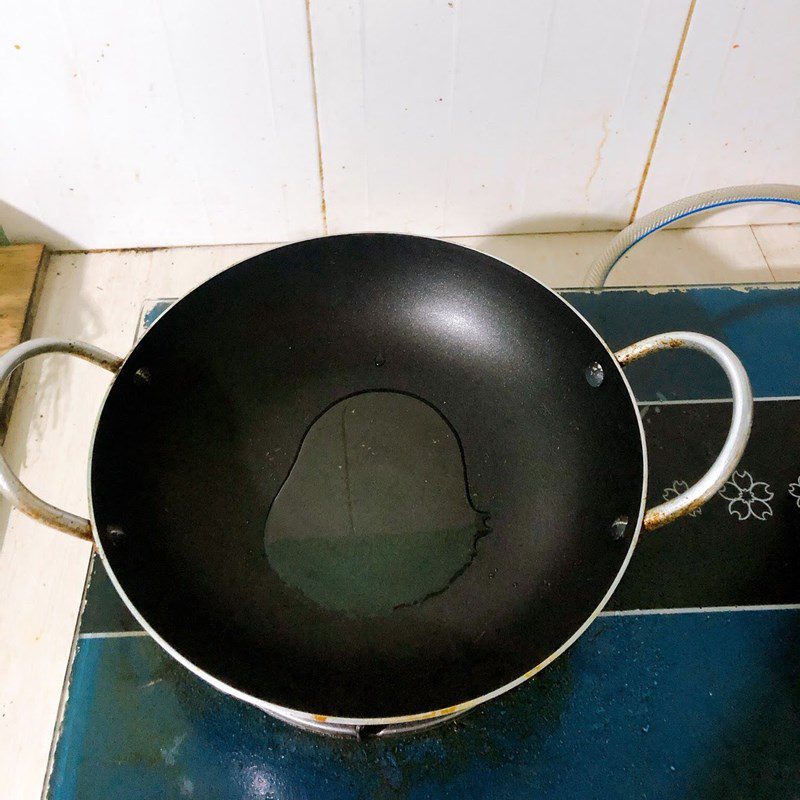 Step 2 Make Stir-Fried Radish with Garlic