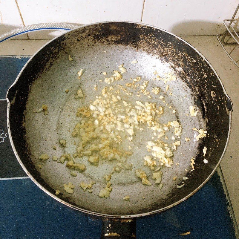 Step 2 Stir-fried Okra with Garlic Stir-fried Okra with Garlic