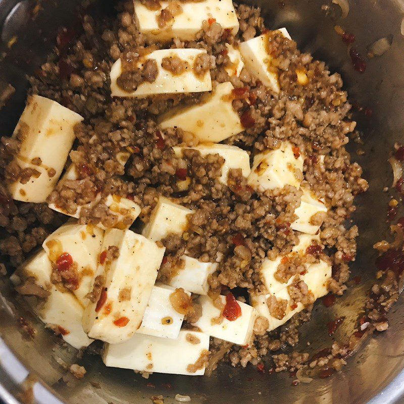 Step 3 Making tofu with minced meat sauce Tofu with minced meat sauce