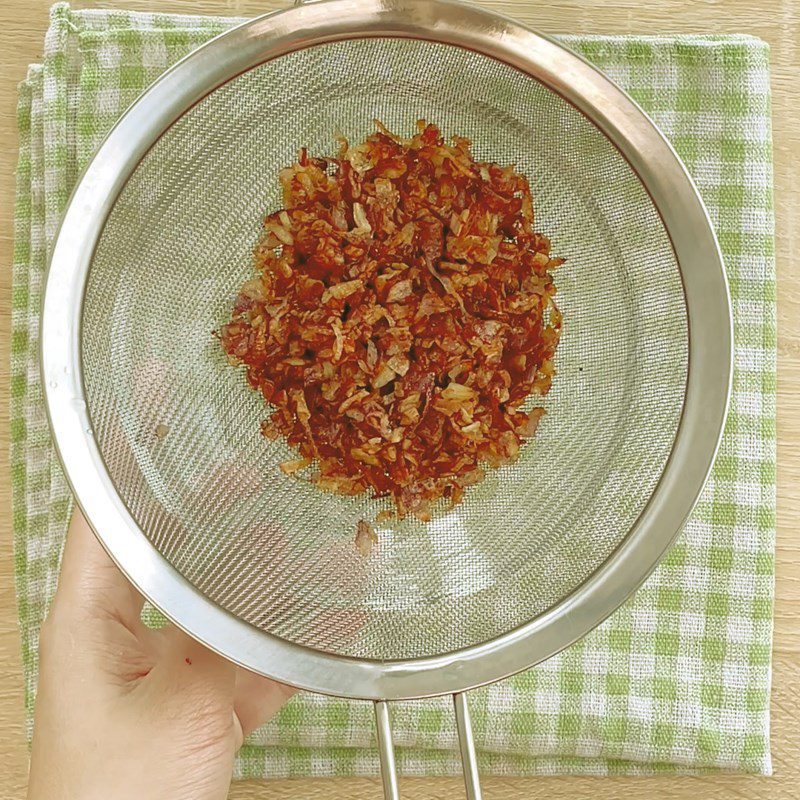 Step 4 Making Fried Shallots for Blue Butterfly Pea Flour Cake with Shrimp and Meat Filling