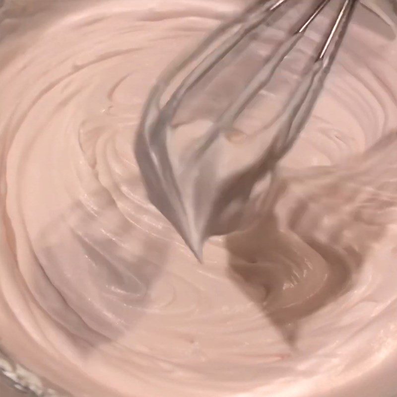 Step 5 Make the frosting for Rose chiffon cake