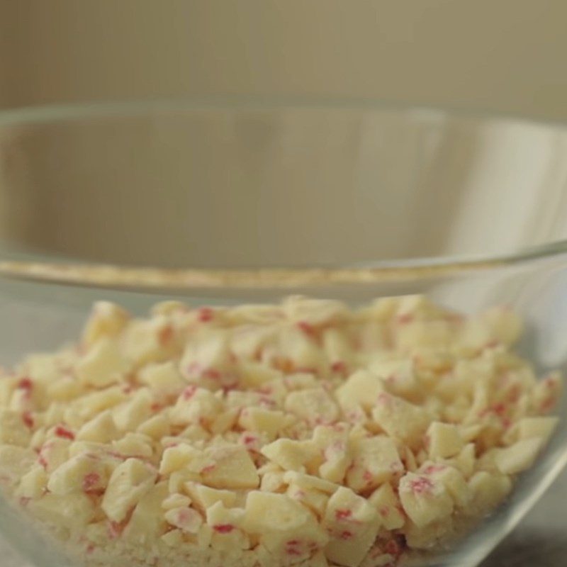 Step 5 Making chocolate coating for strawberry Madeleine