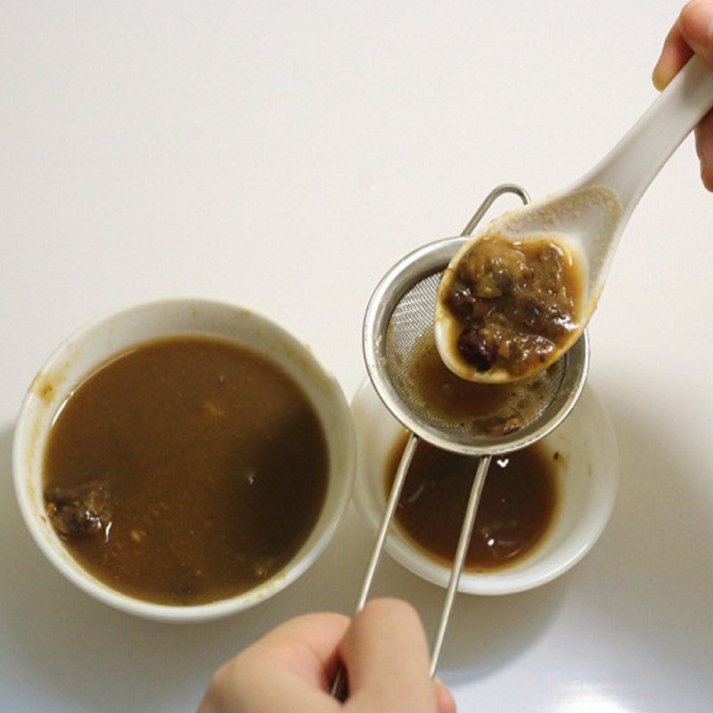 Step 2 Making tamarind sauce for dipping fish Crispy fried fish eggs with tamarind sauce