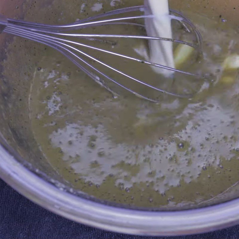 Step 4 Making green tea ice cream filling Black sesame bread with matcha green tea filling