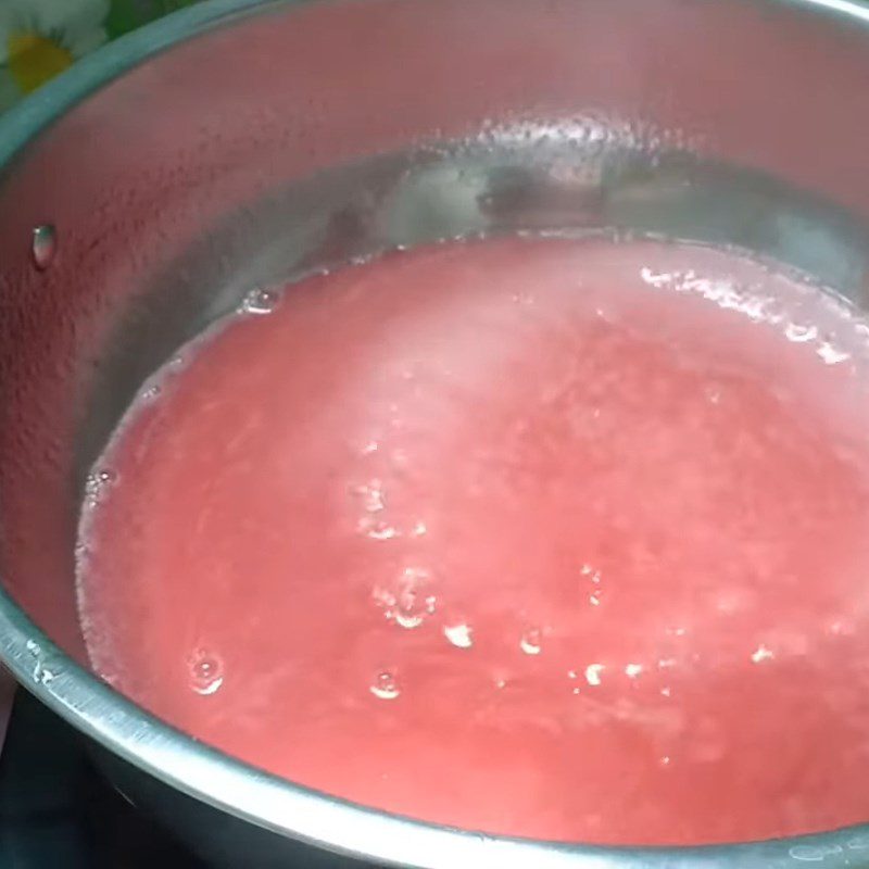 Step 5 Make strawberry jelly water for mooncake with mango filling