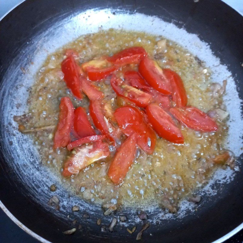 Step 4 Make tomato sauce Mackerel with tomato sauce