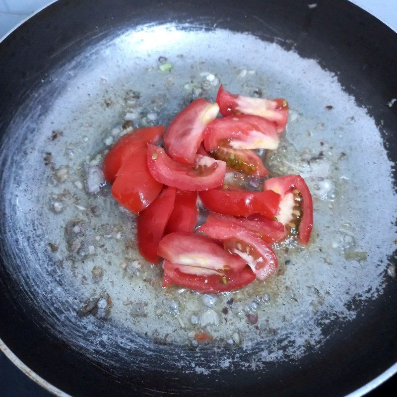 Step 4 Make tomato sauce Mackerel with tomato sauce