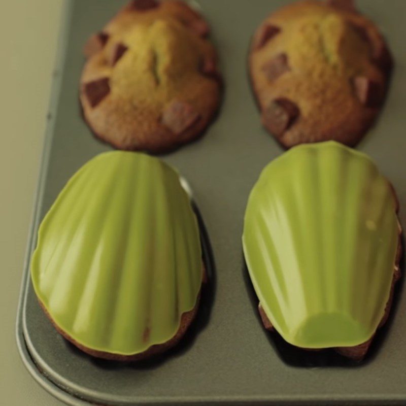 Step 4 Making chocolate coating and dipping the cake Green tea chocolate madeleine shell cake