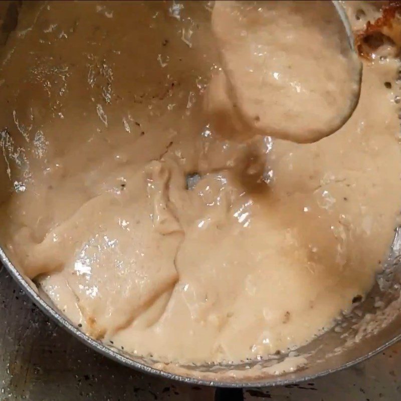 Step 4 Make peanut butter sauce for salted shrimp