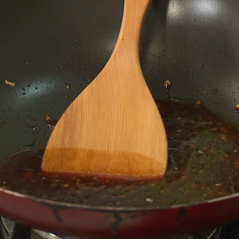 Step 3 Make oyster sauce Stir-fried broccoli with oyster sauce